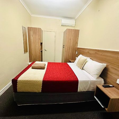Wattle Tree Motel Cootamundra Esterno foto