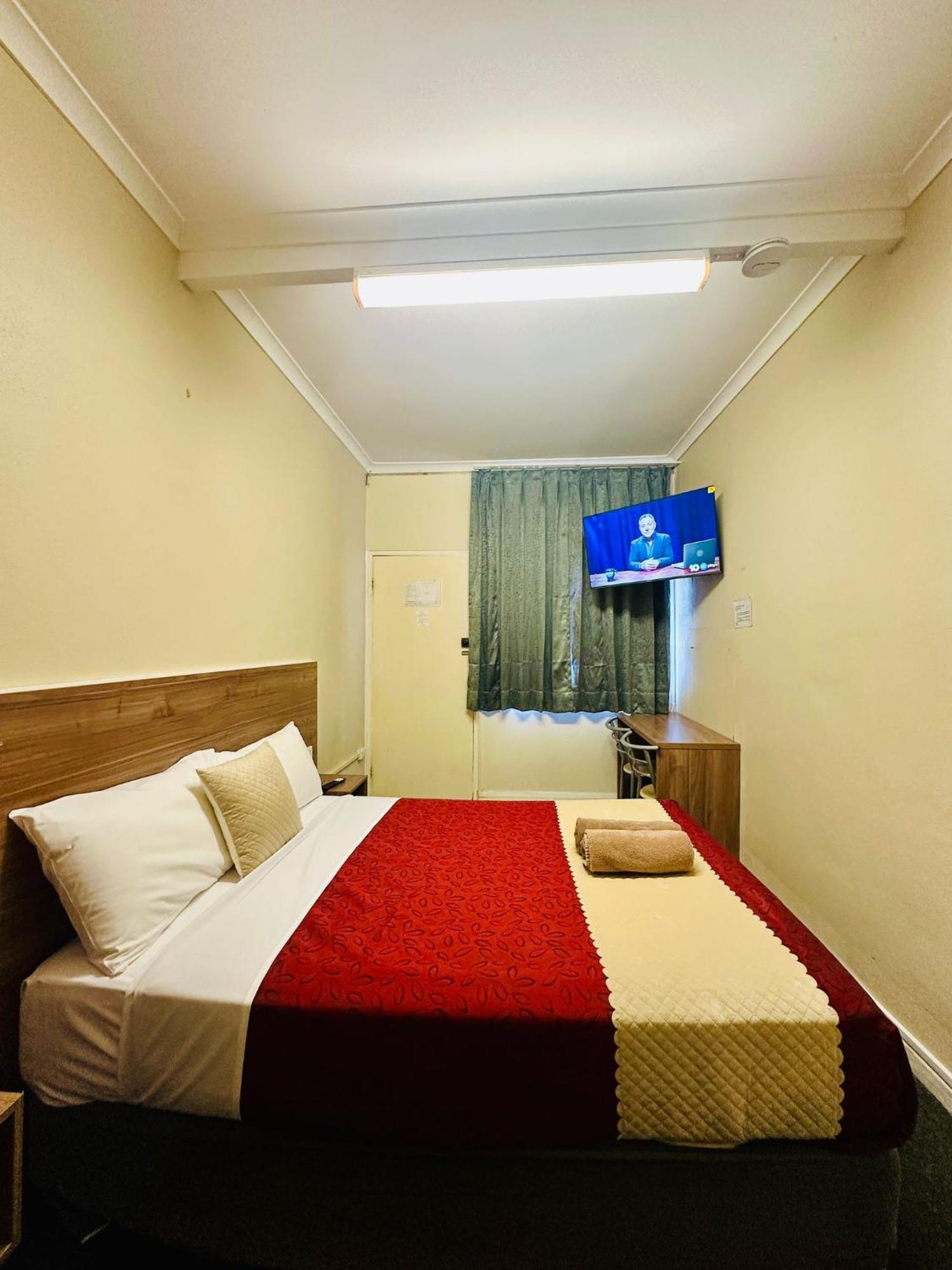 Wattle Tree Motel Cootamundra Esterno foto